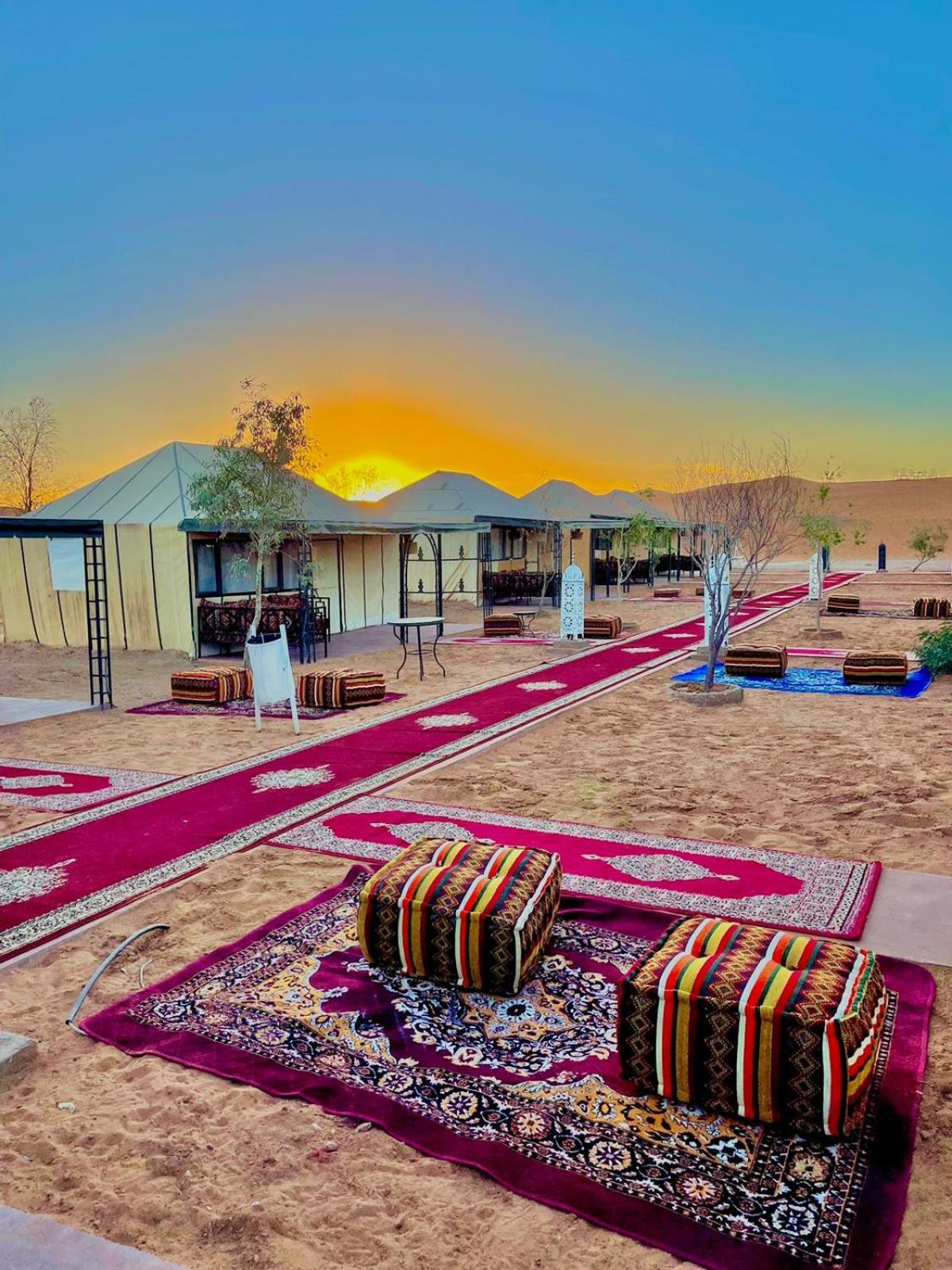 Toop Luxury Camp Hotel Merzouga Bagian luar foto