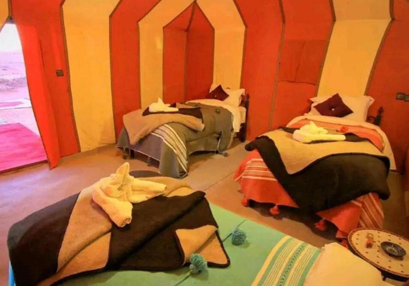 Toop Luxury Camp Hotel Merzouga Bagian luar foto