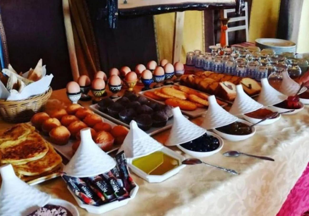 Toop Luxury Camp Hotel Merzouga Bagian luar foto