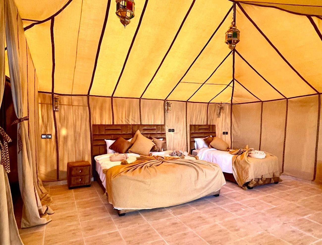 Toop Luxury Camp Hotel Merzouga Bagian luar foto
