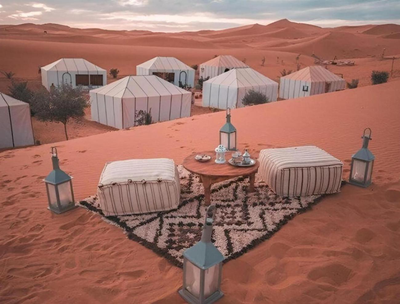 Toop Luxury Camp Hotel Merzouga Bagian luar foto